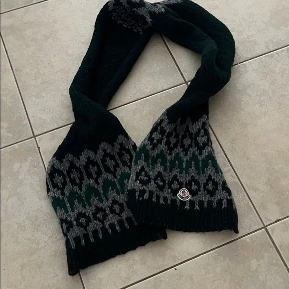 Moncler dark green and gray moncler wool scarf - Picture 3 of 6